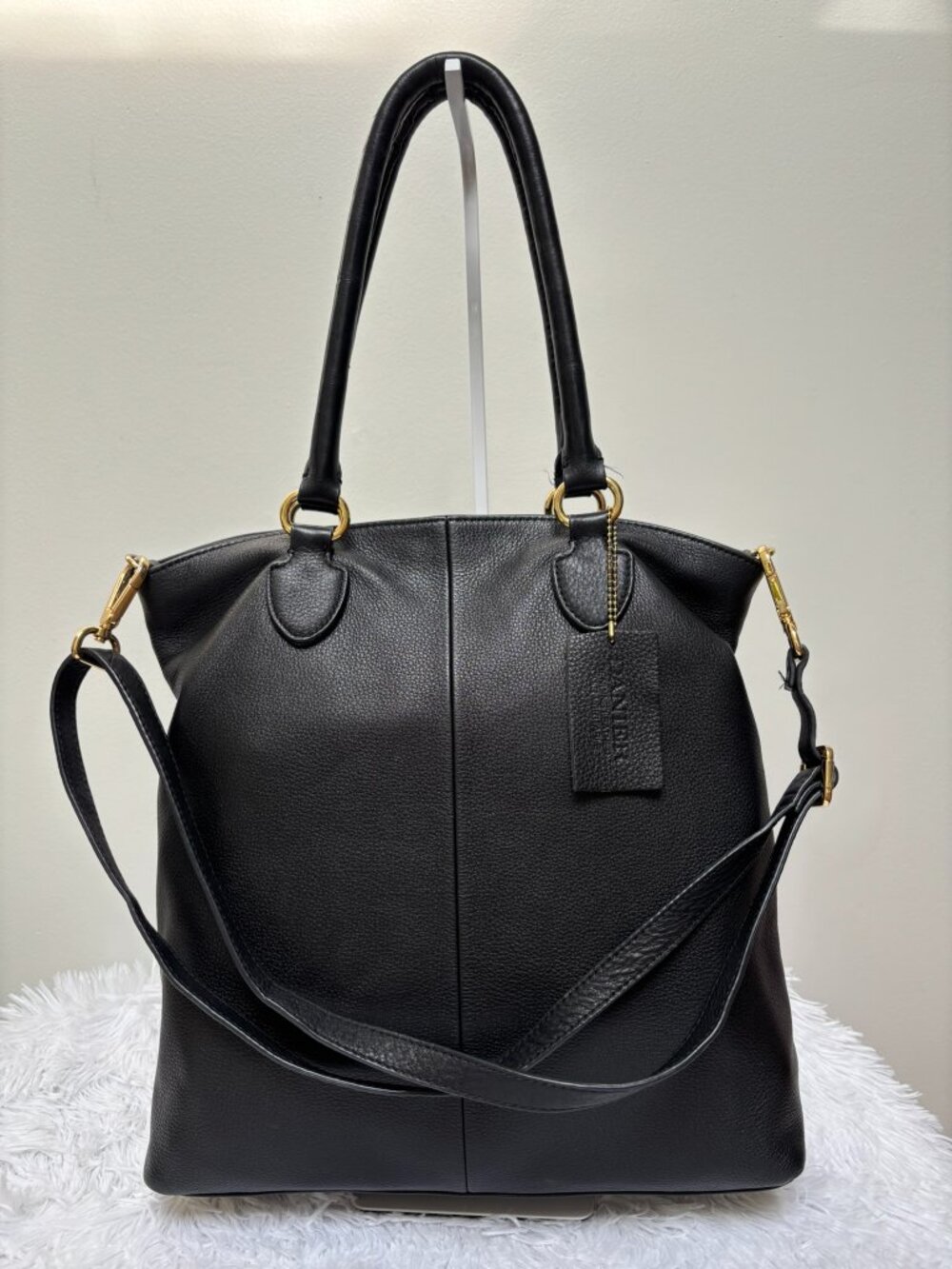 Danier Black Genuine Leather 2-Way Shoulder Bag - Picture 9 of 14